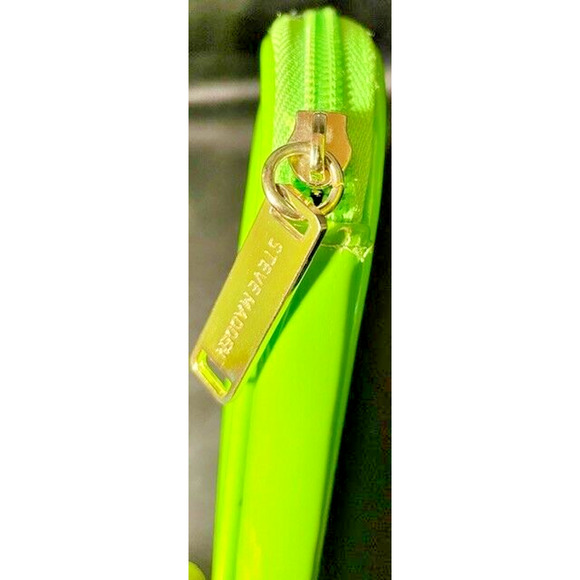 STEVE MADDEN tablet / iPad Zip Case Neon Green PVC 10.5" x 8.5" NEW - Picture 10 of 11